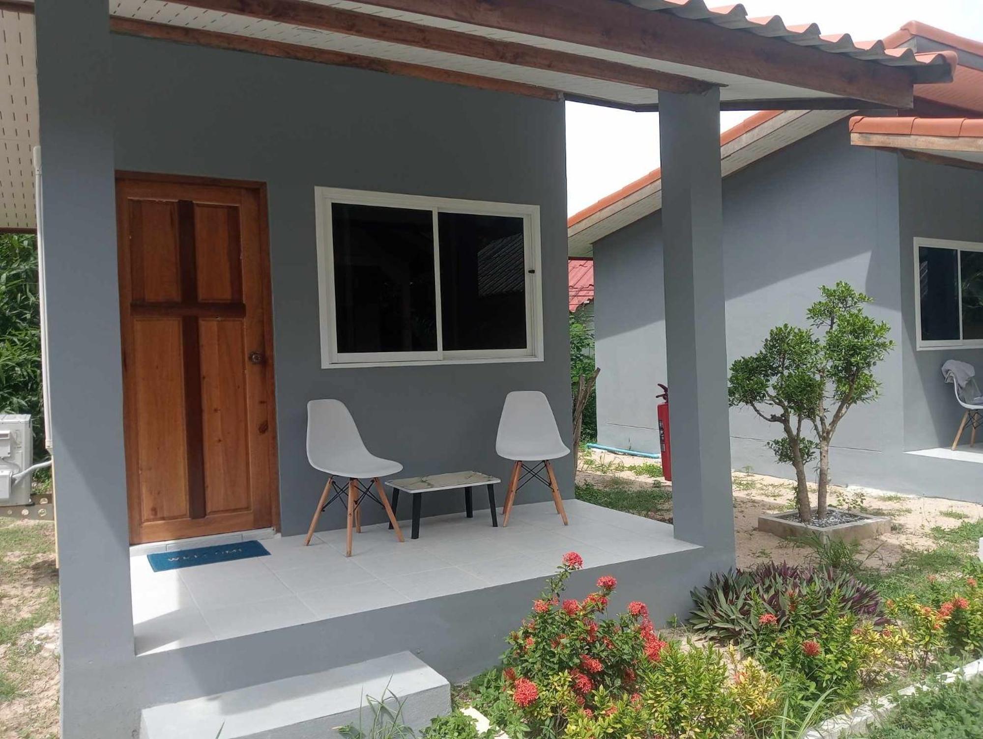 Scandinavian Beach Resort Ko Lanta Exterior foto